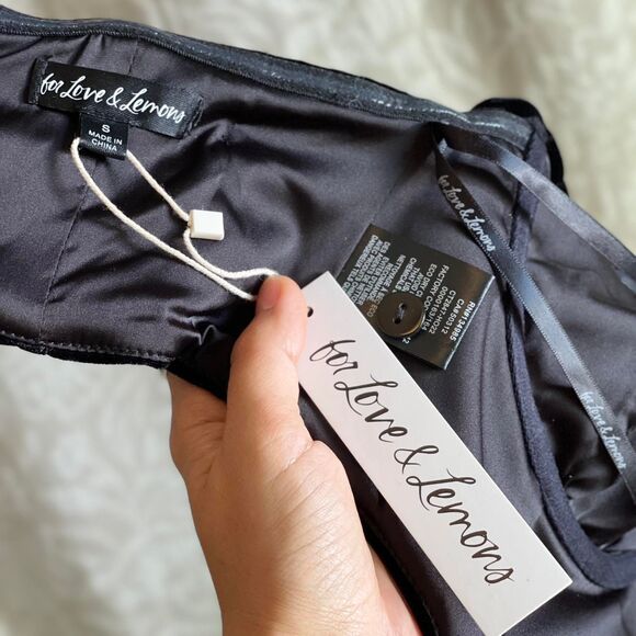 NWT For Love & Lemons Black Velvet Corset Top Floral Detail Goth Fairy Size S - Picture 7 of 8